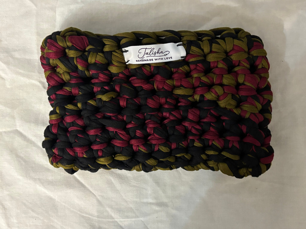 Wildwood Rose crochet purse