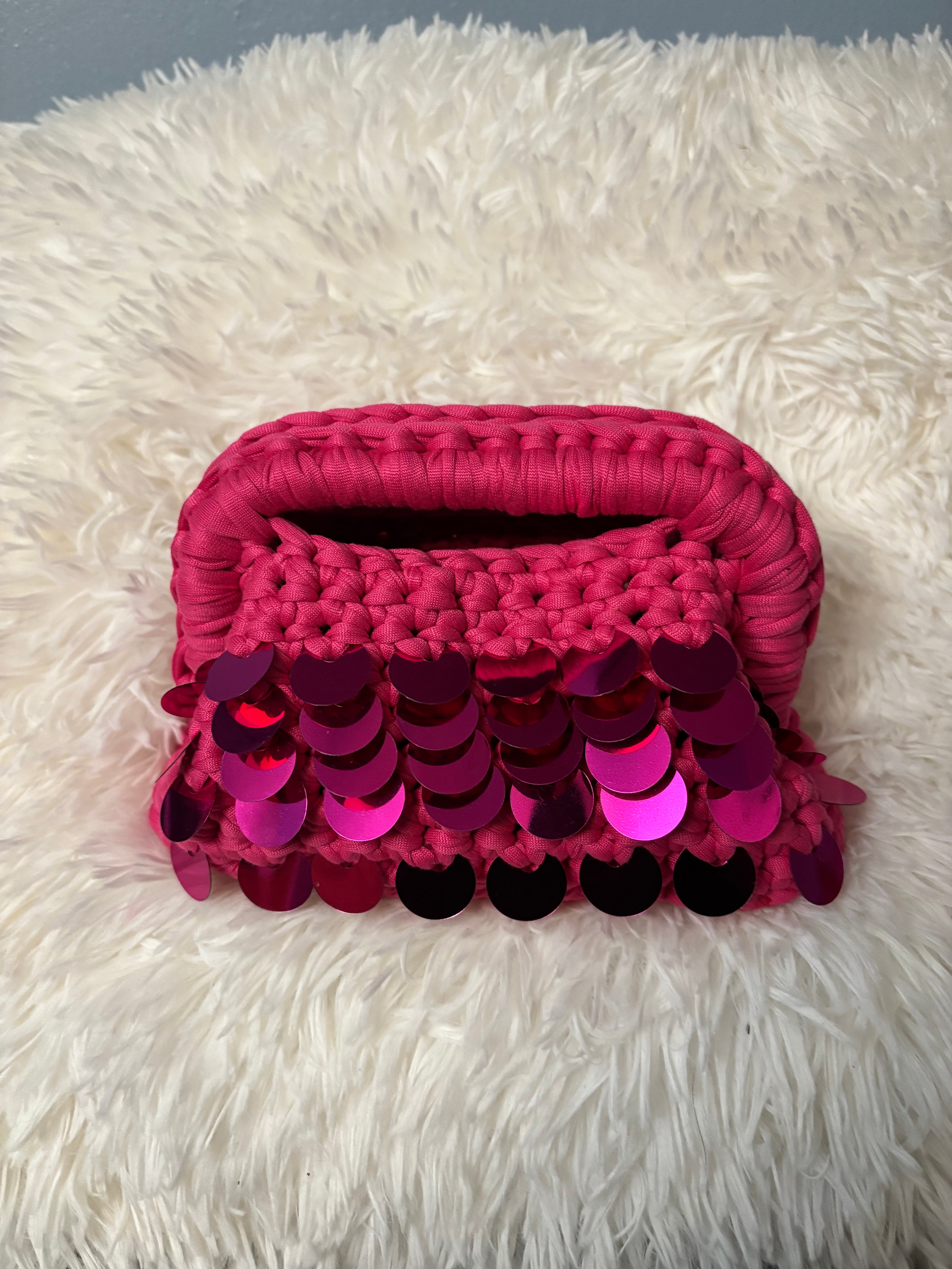 Mini starlit clutch